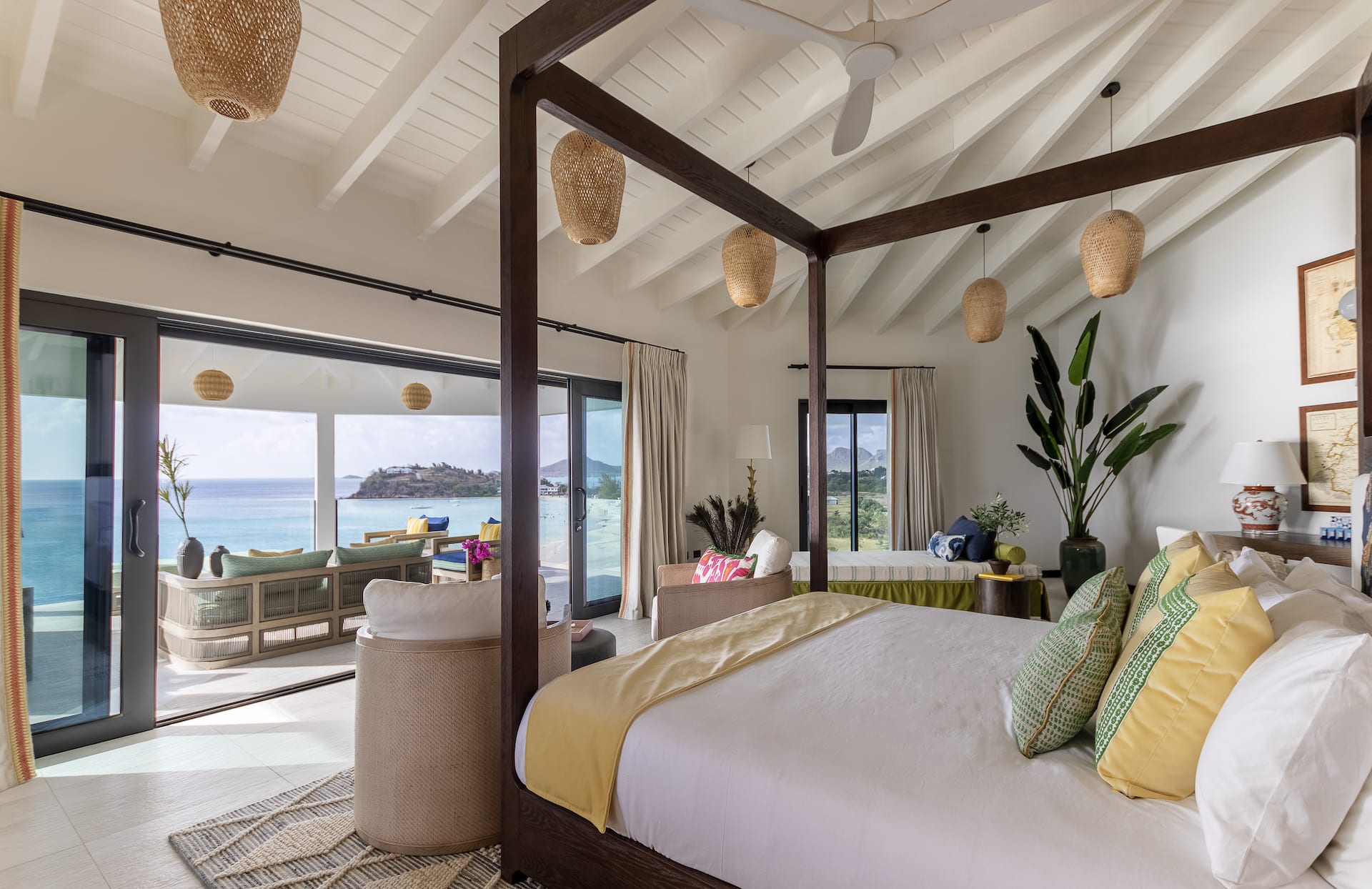 Oceanfront Villa with Private Beach Access 3