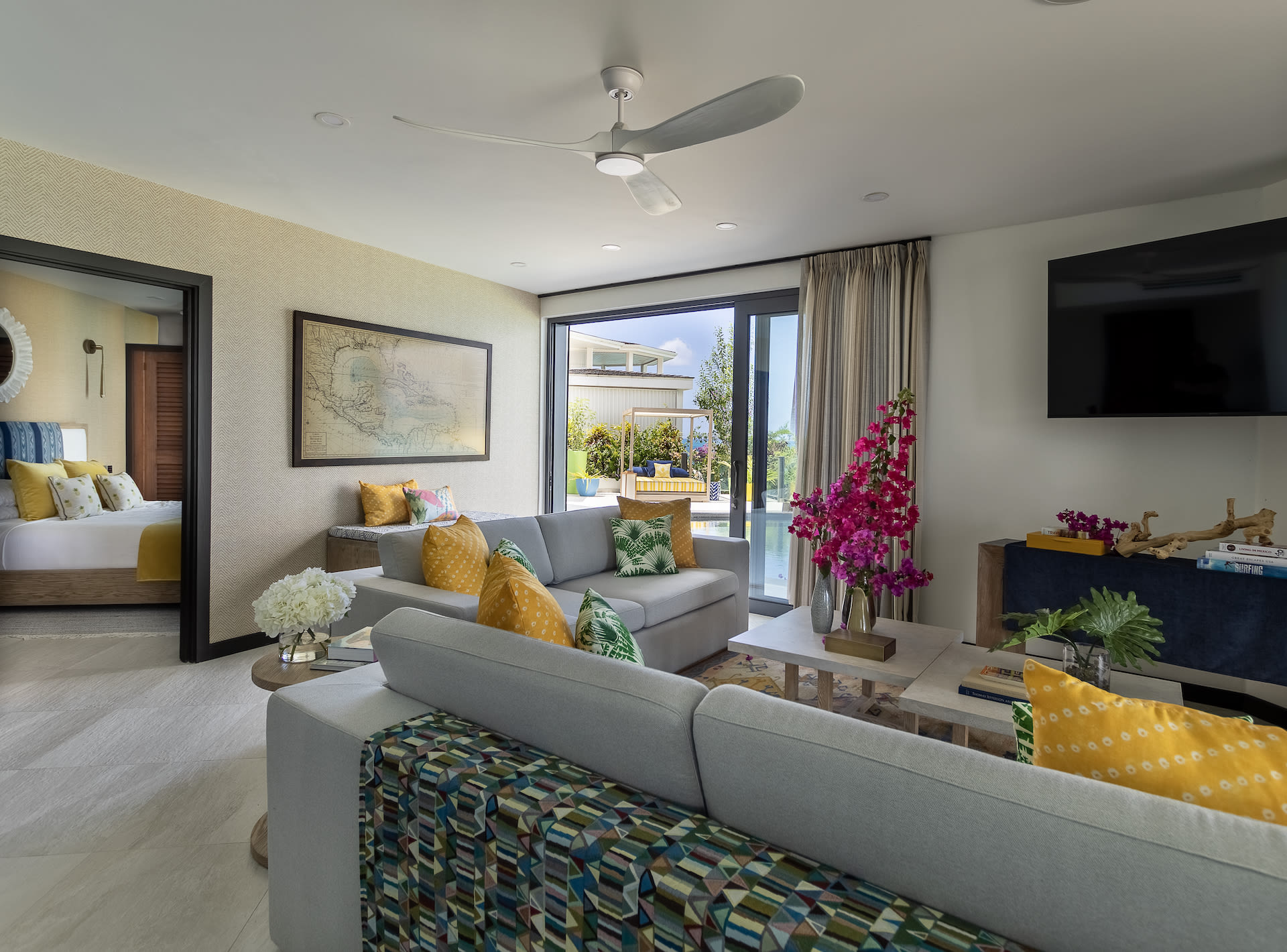 Oceanfront Villa with Private Beach Access 2