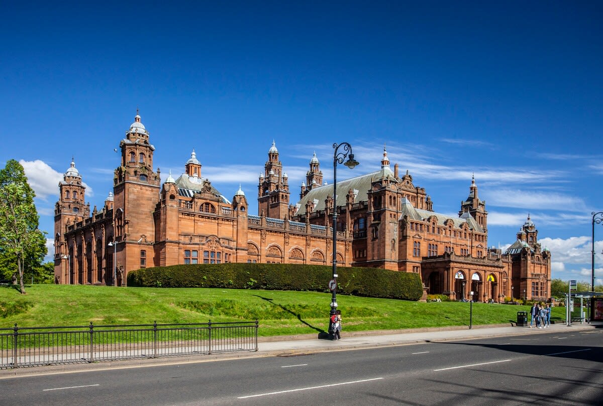 Bright and Spacious Flat in Trendy Finnieston in 964 Sauchiehall Street G3 7TH - Property image 52 - VivreStays