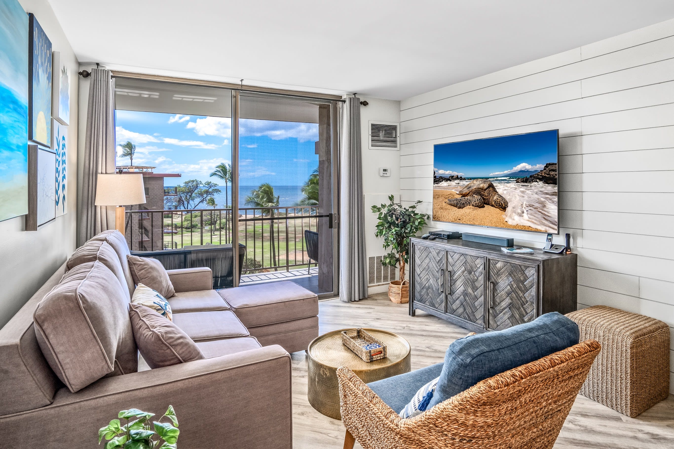 Aloha Chic Penthouse Vistas — Kihei, HI — vacation rental