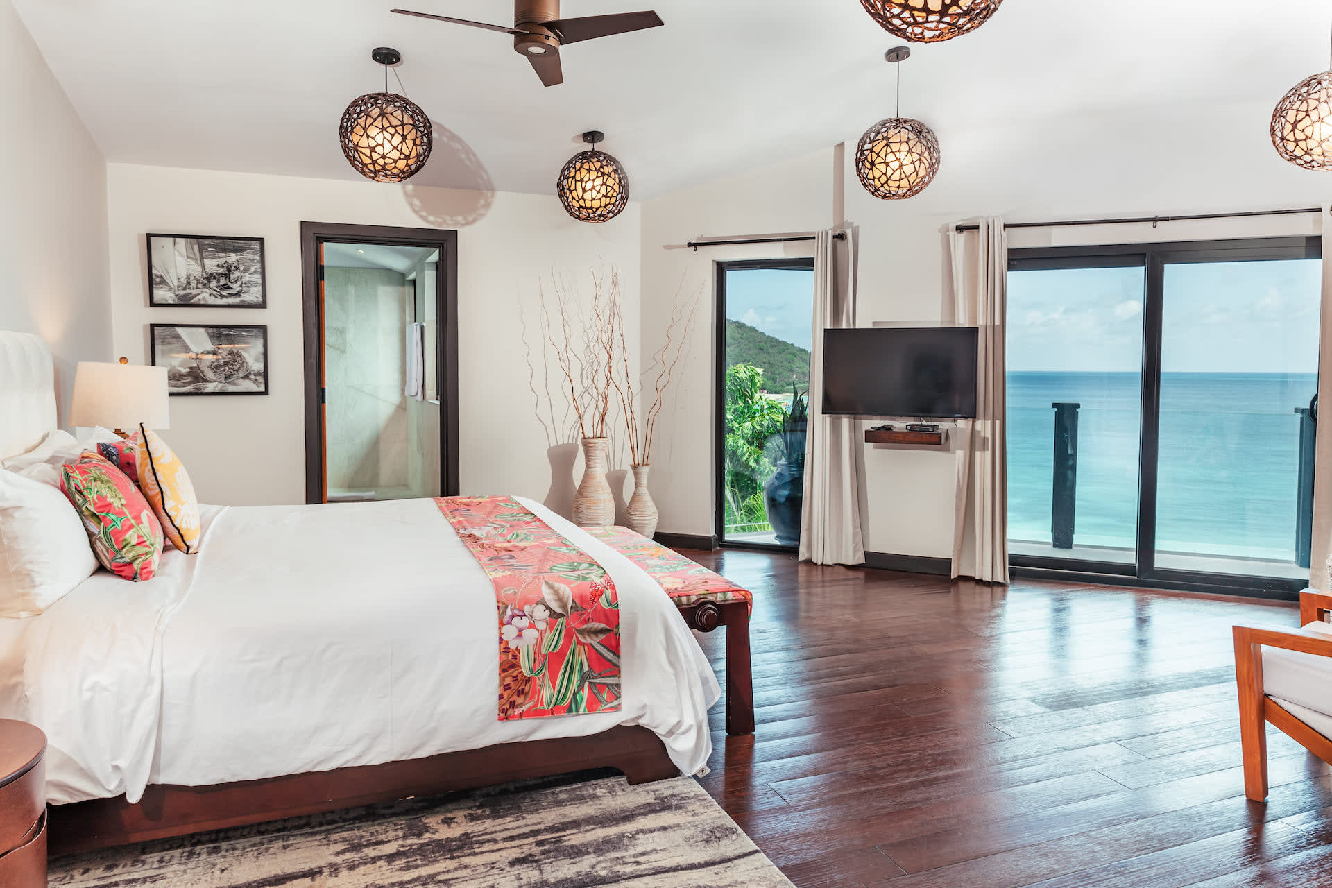 Oceanfront Oasis with Infinity Pool and Caribbean Views 3