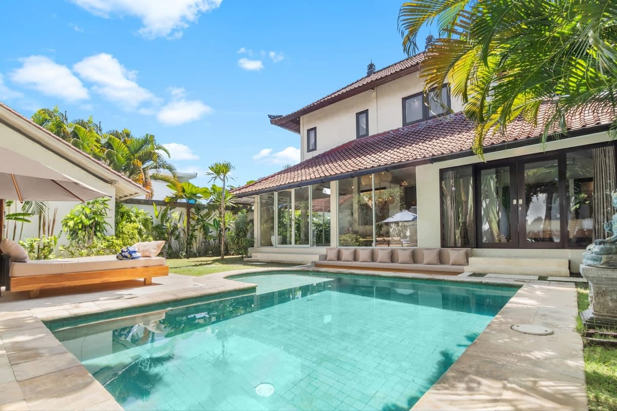 Villa New York - 4BDR, pool, near The Forge Bali — Kecamatan Kuta Utara, Bali — vacation rental