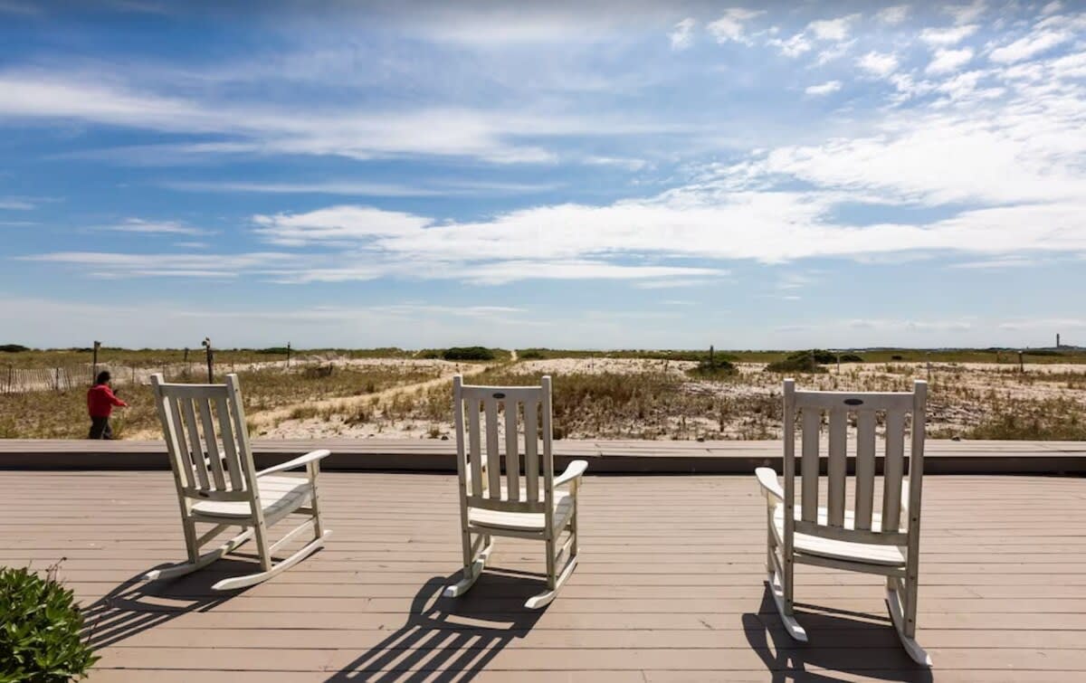 Water's edge renovated Condo with Marina Views — Truro, MA — vacation rental