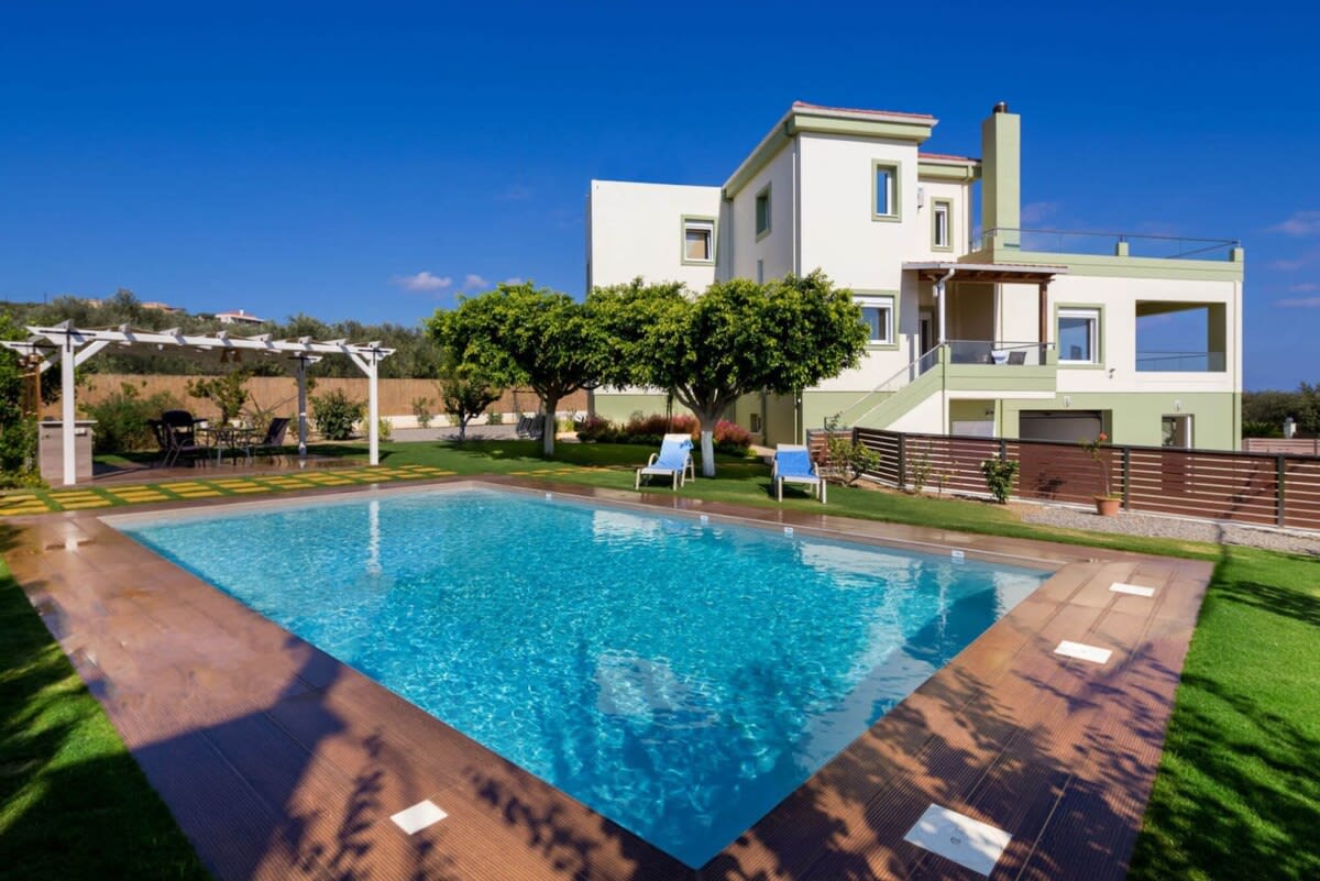 Villa Dimokratia - Private Pool, Sea View. — Chania, Crete — vacation rental