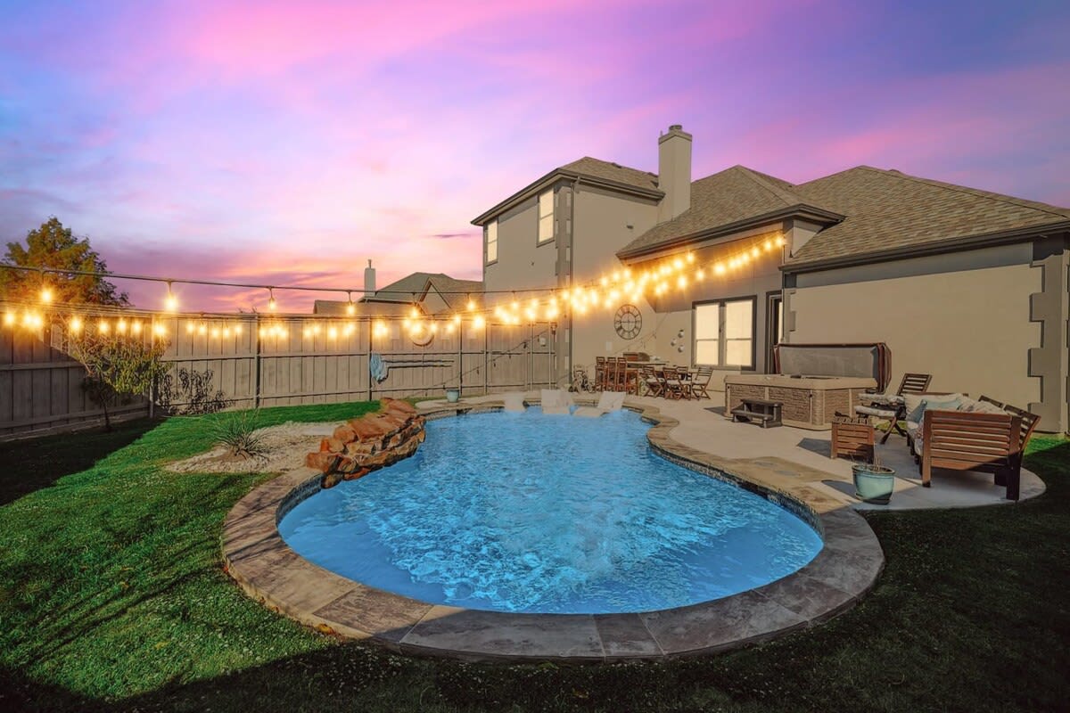 Vibrant Texas Escape | 5BR, Pool & Hot Tub — Rowlett, TX — vacation rental