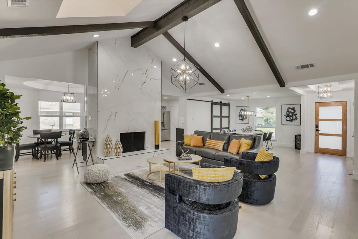 Modern and Spacious Dallas Getaway w/ Private Pool — Dallas, TX — vacation rental