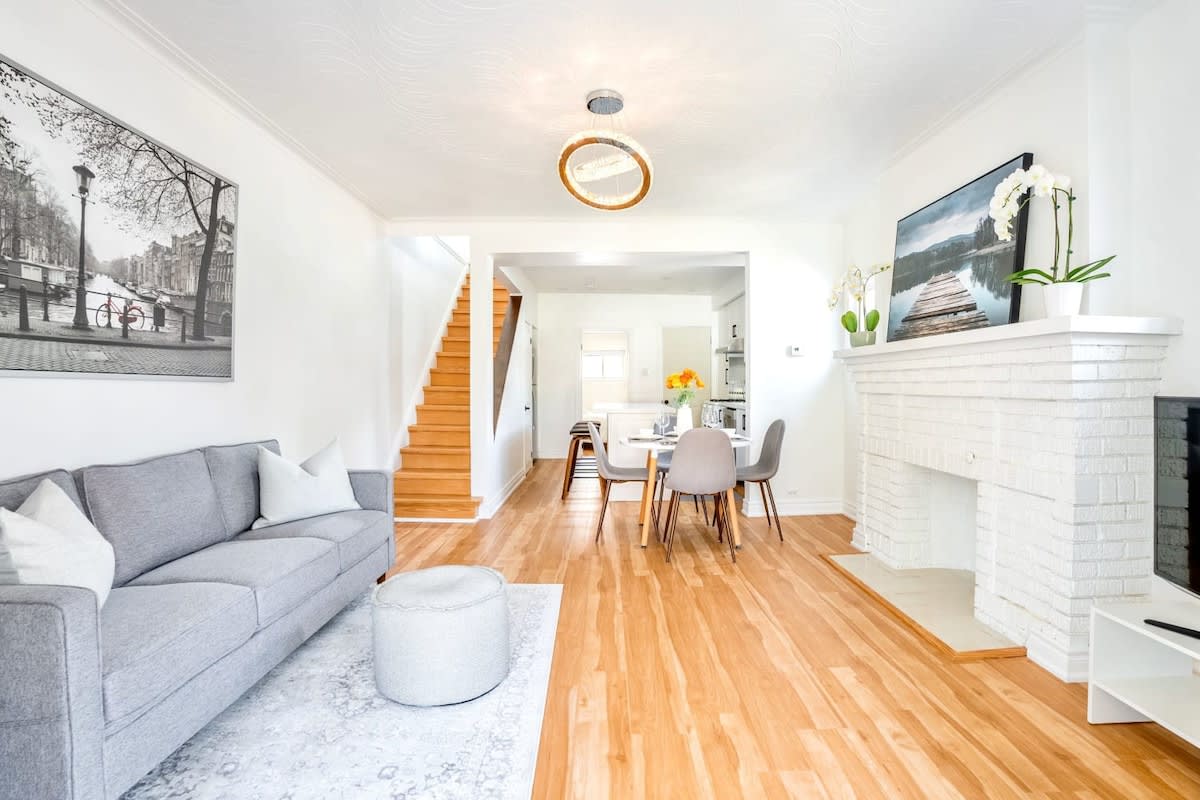 Gorgeous Home in the Heart of St Clair West