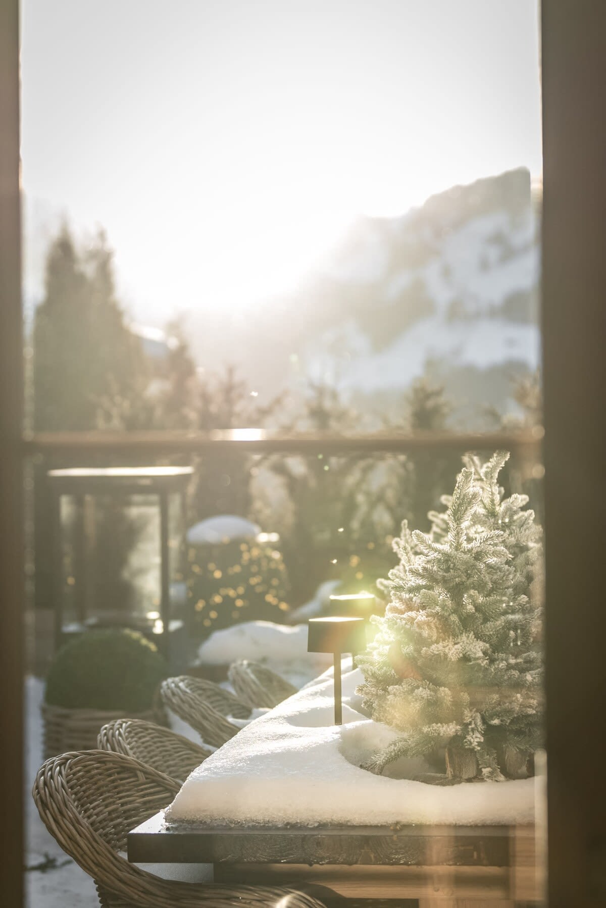 Private Pool & Spa Chalet with Stunning Views :)