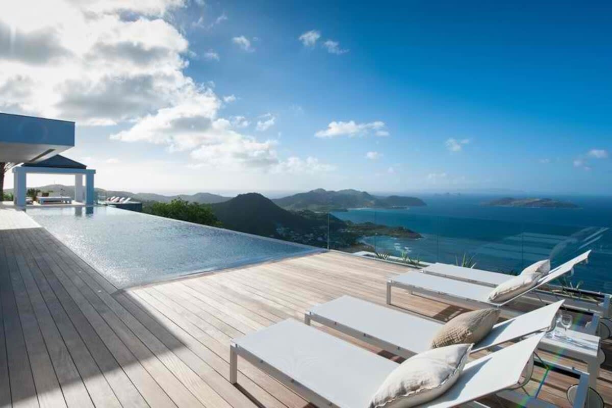Sparkling Water Villa with Calming Ocean Views
