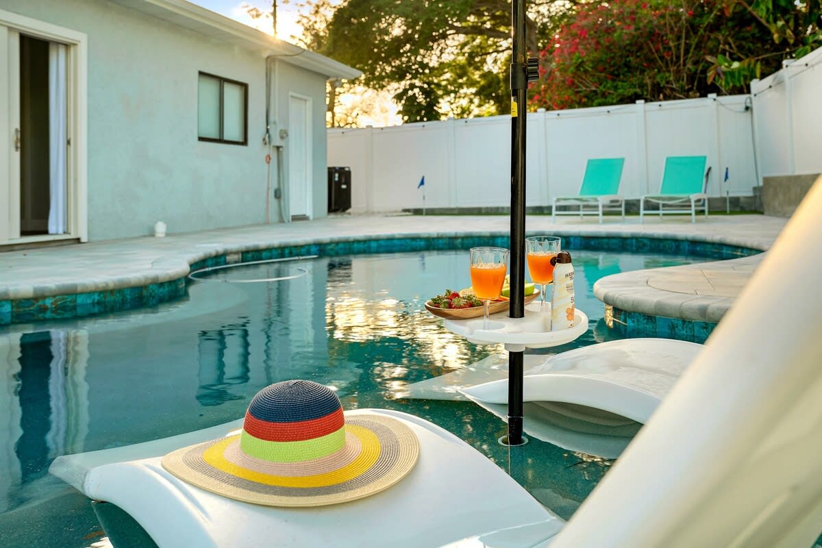 Saltwater Pool + 5min to St Pete Beach