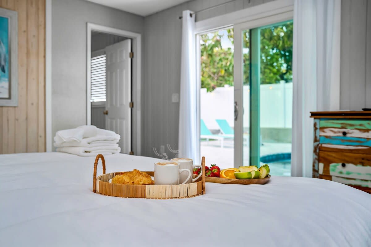 Saltwater Pool + 5min to St Pete Beach