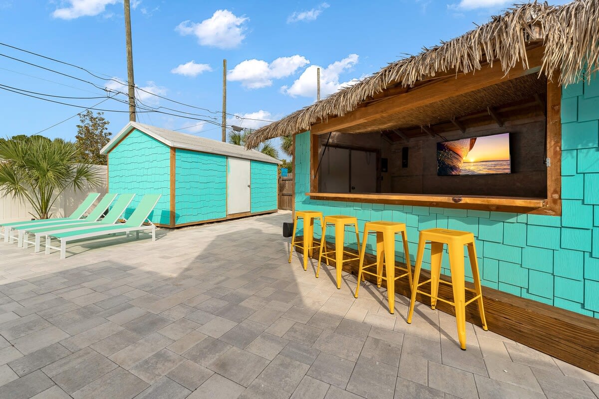 Saltwater Pool + 5min to St Pete Beach