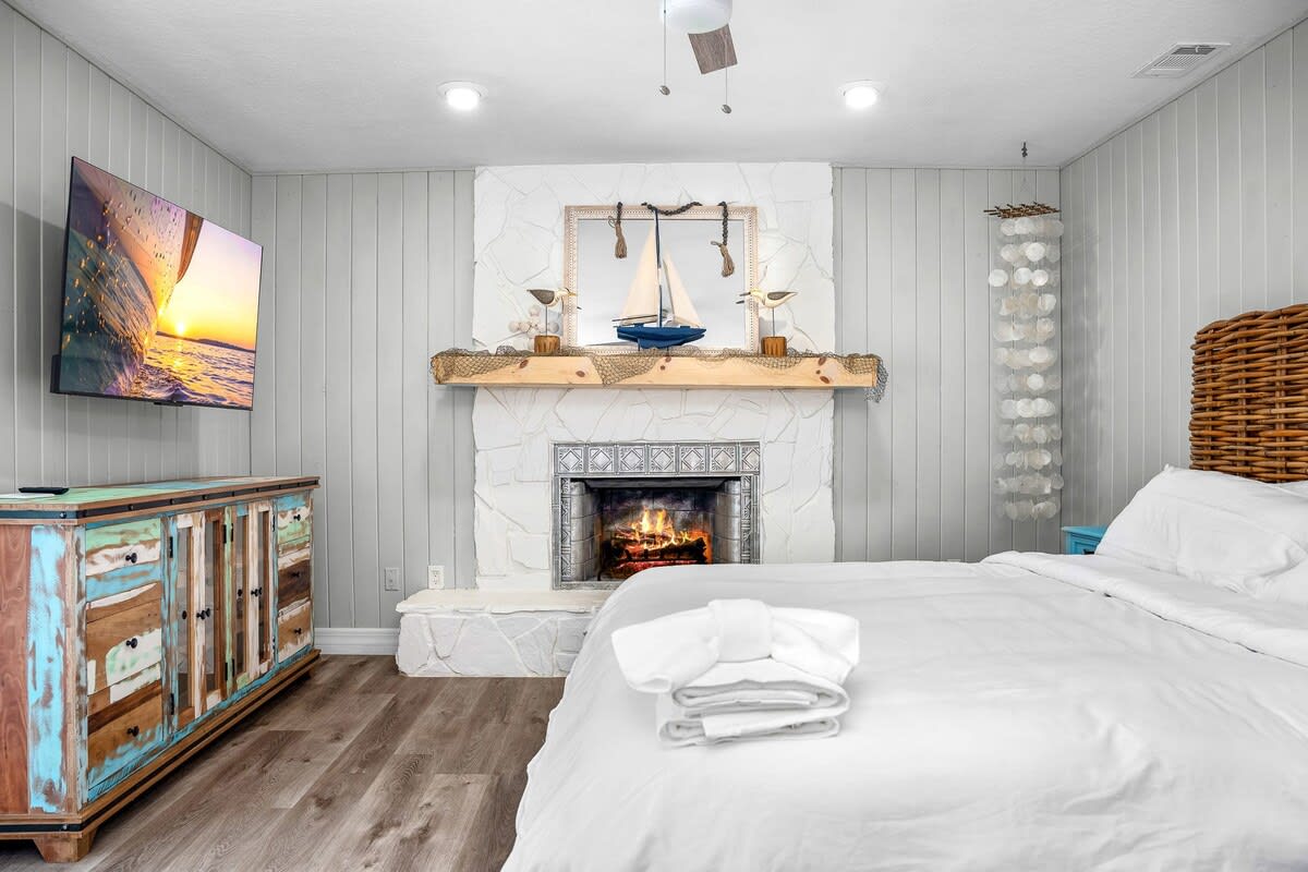 Saltwater Pool + 5min to St Pete Beach