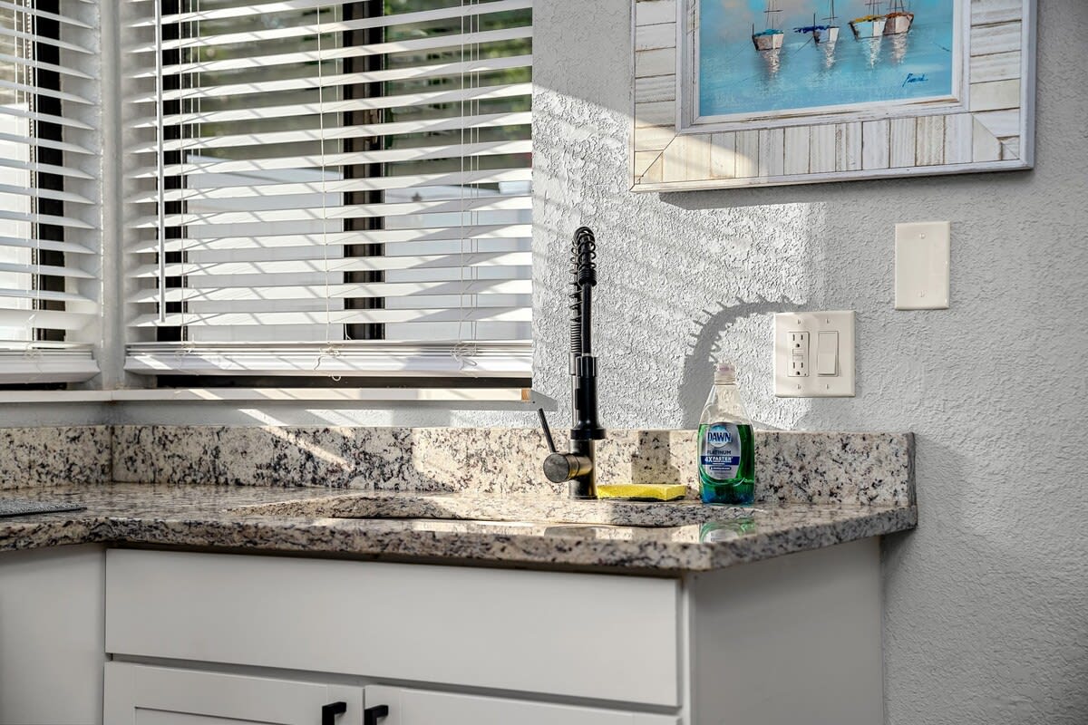 Saltwater Pool + 5min to St Pete Beach