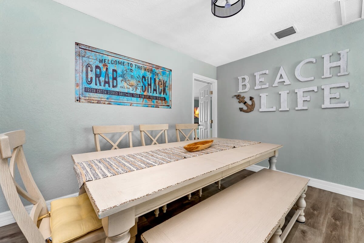 Saltwater Pool + 5min to St Pete Beach