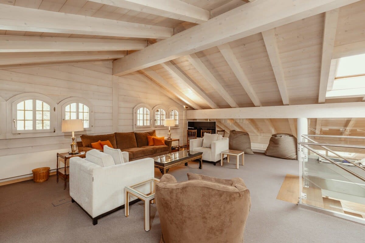 Super Luxurious Duplex Penthouse in Gstaad Center:)