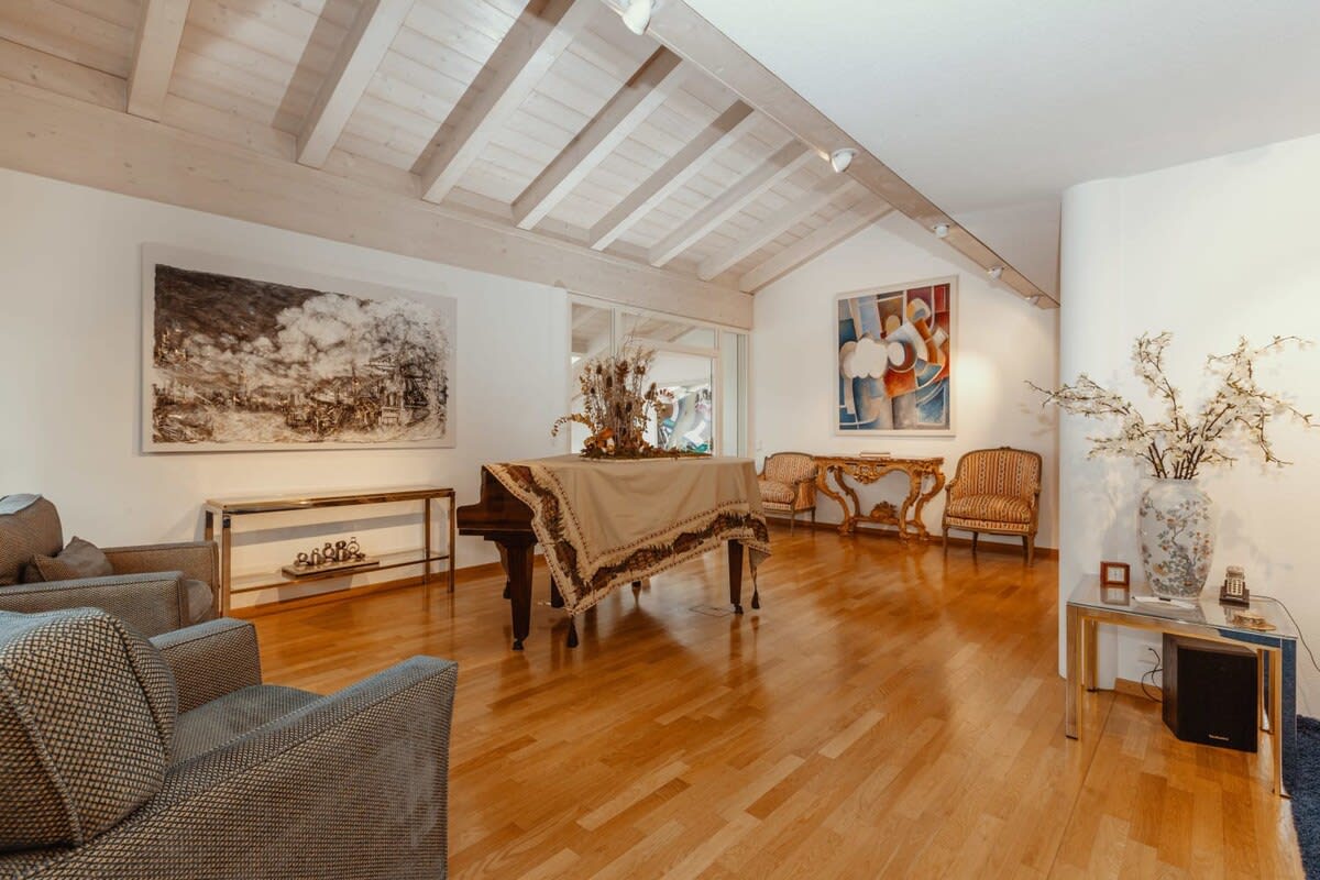 Super Luxurious Duplex Penthouse in Gstaad Center:)