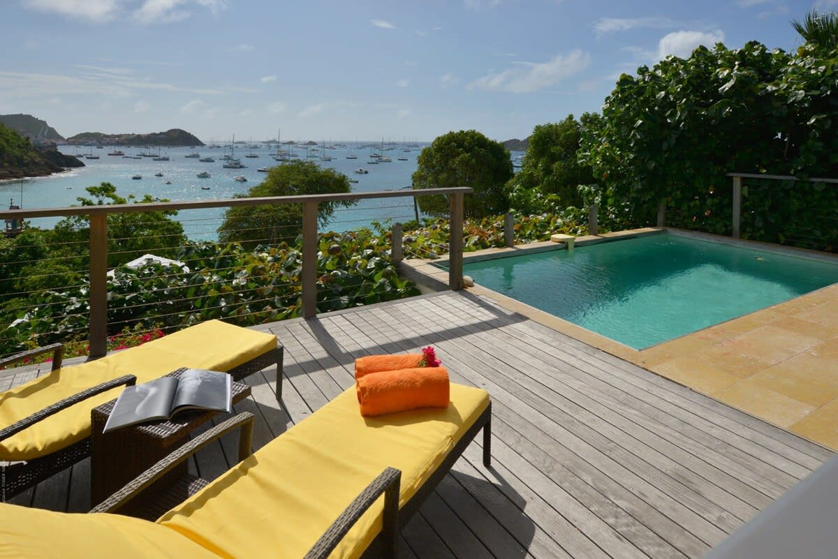 Charming Bay Villa offers Magnificent Sunsets 2