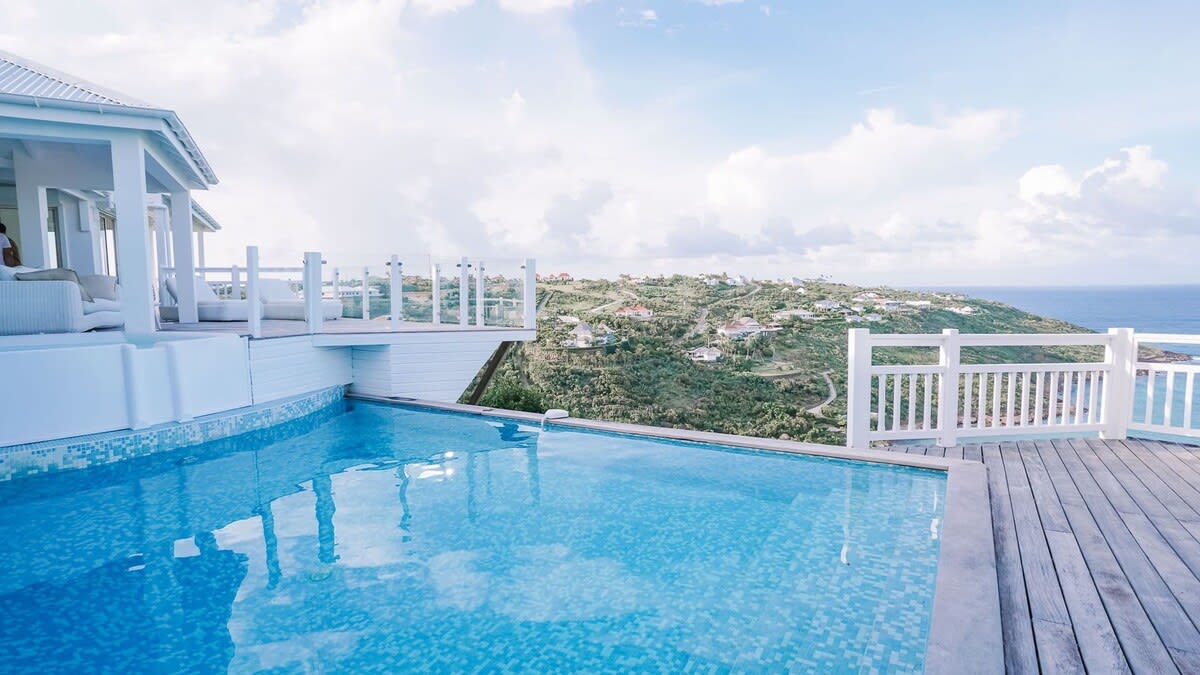 Gentle Summer Villa in Marigot Bay Hillside