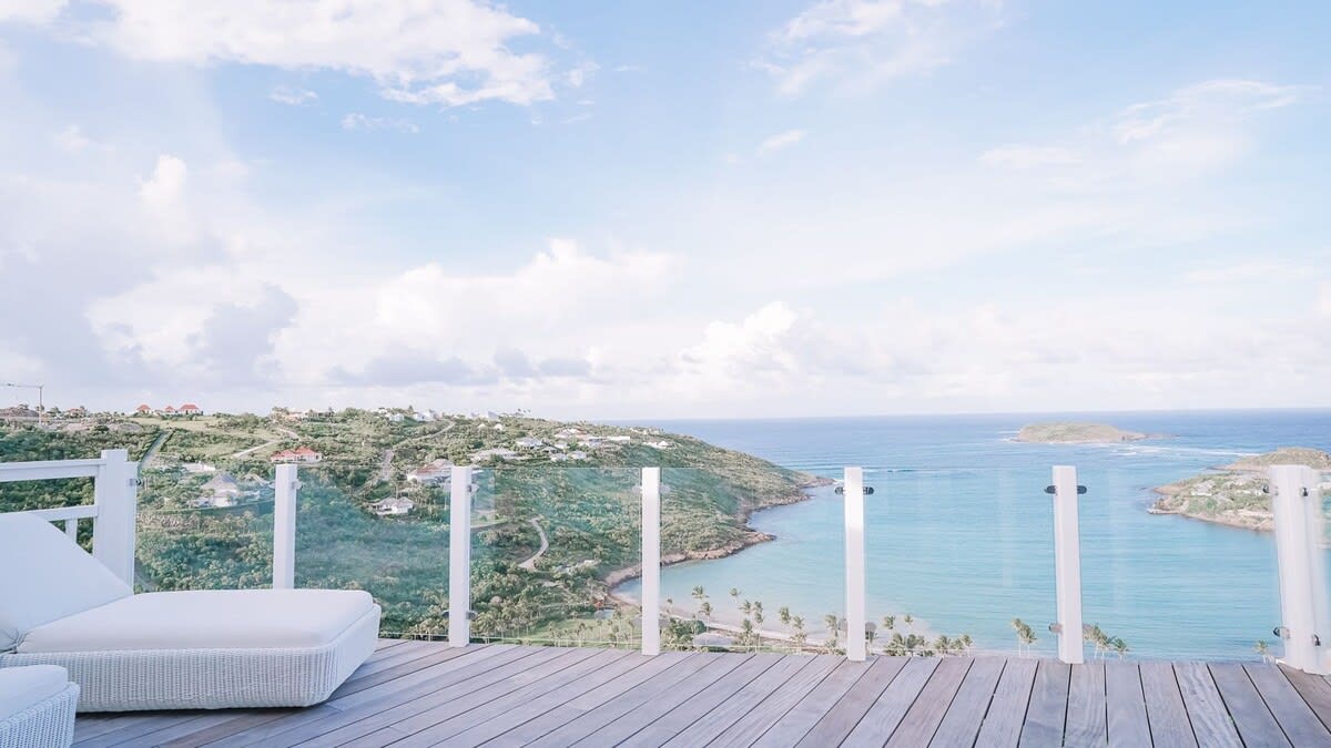 Gentle Summer Villa in Marigot Bay Hillside 2