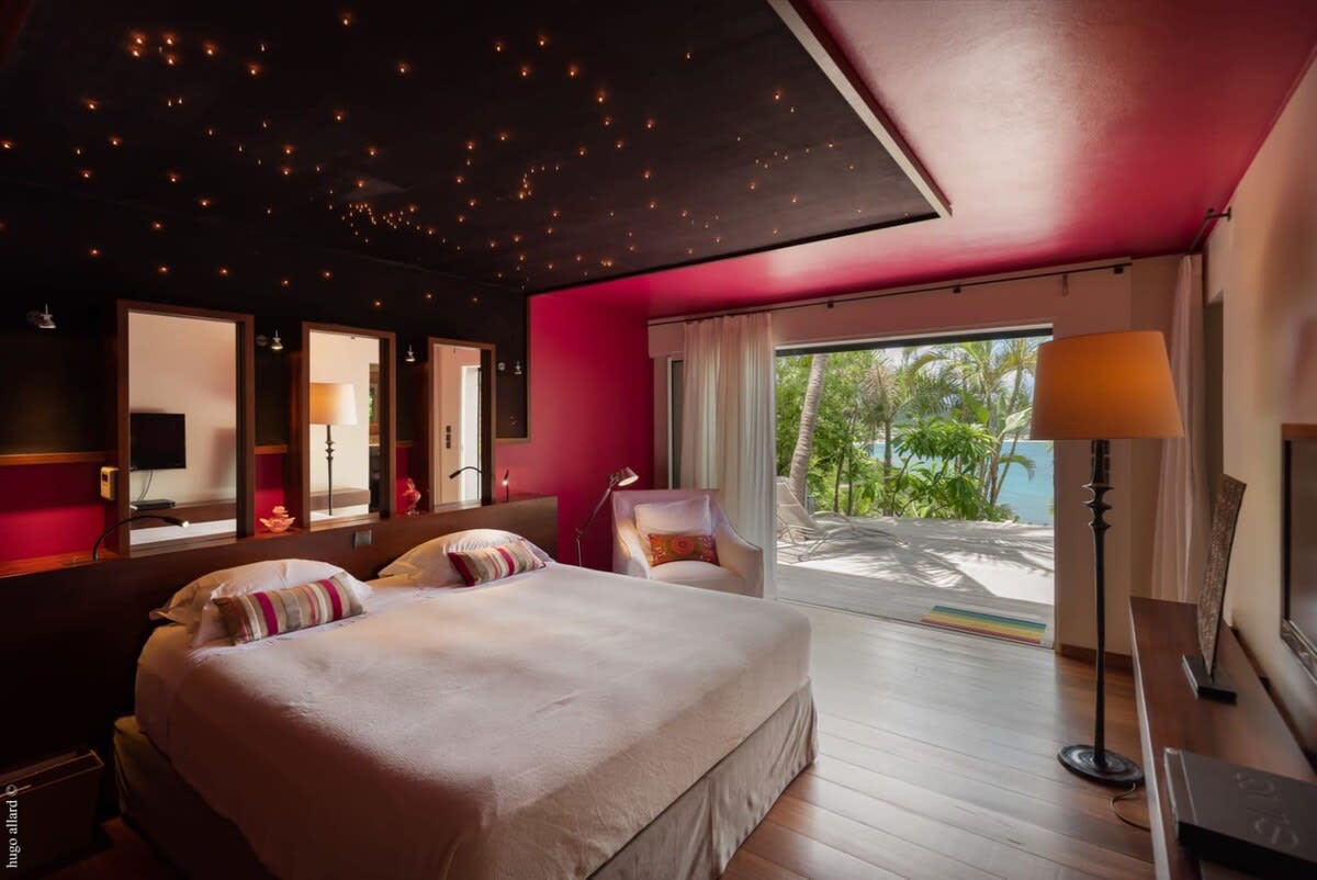 Chic Safari Style Villa with Beautiful Island Views 6