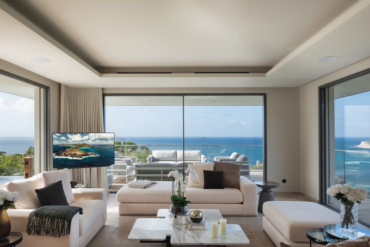 On a Hill Side Villa with Superb Amenities 2