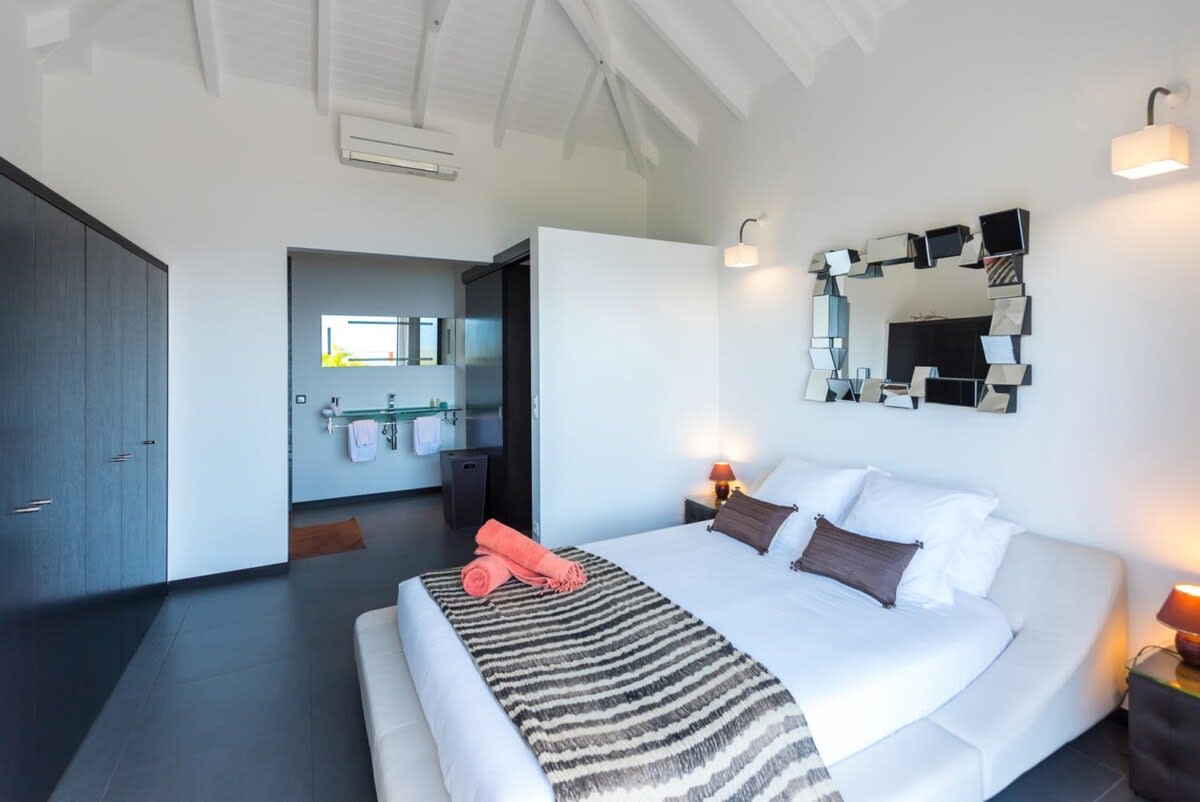 Refreshing Villa Atop the Hills of Lorient | Photo 14