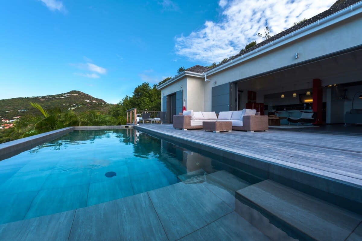 Refreshing Villa Atop the Hills of Lorient | Photo 2