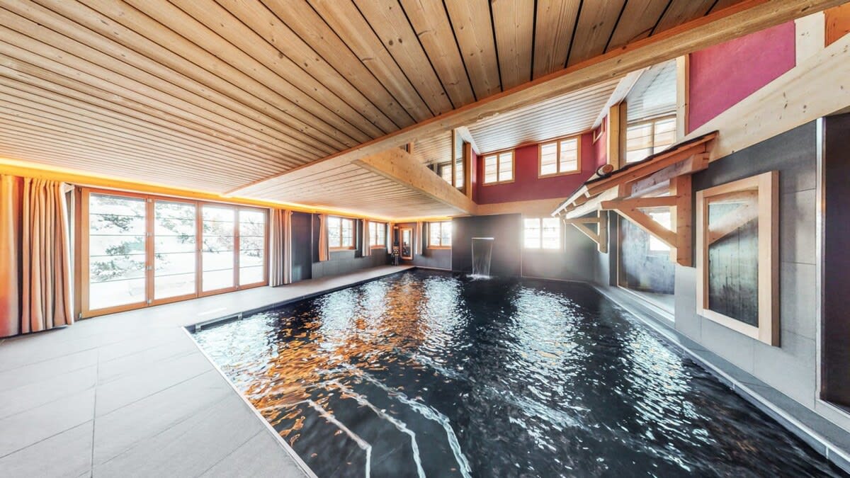 Beautiful Modern Chalet in the Gstaad Region :) !!:)