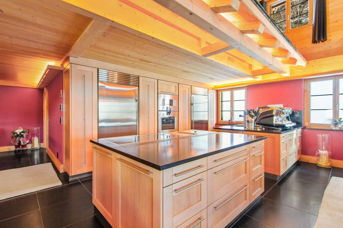 Beautiful Modern Chalet in the Gstaad Region :) !!:)