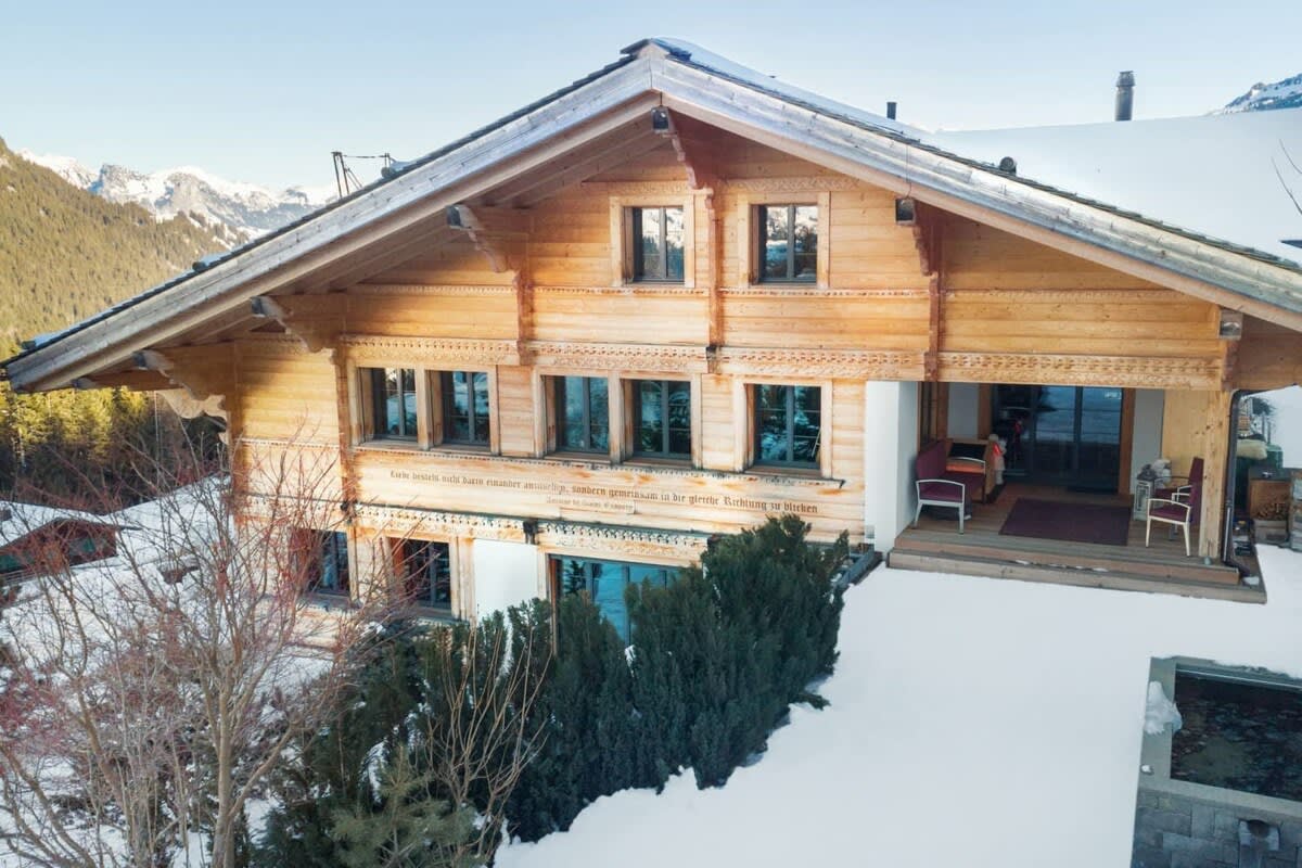 Beautiful Modern Chalet in the Gstaad Region :) !!:)