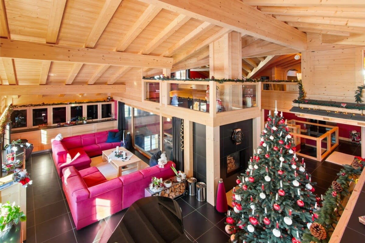 Beautiful Modern Chalet in the Gstaad Region :) !!:)