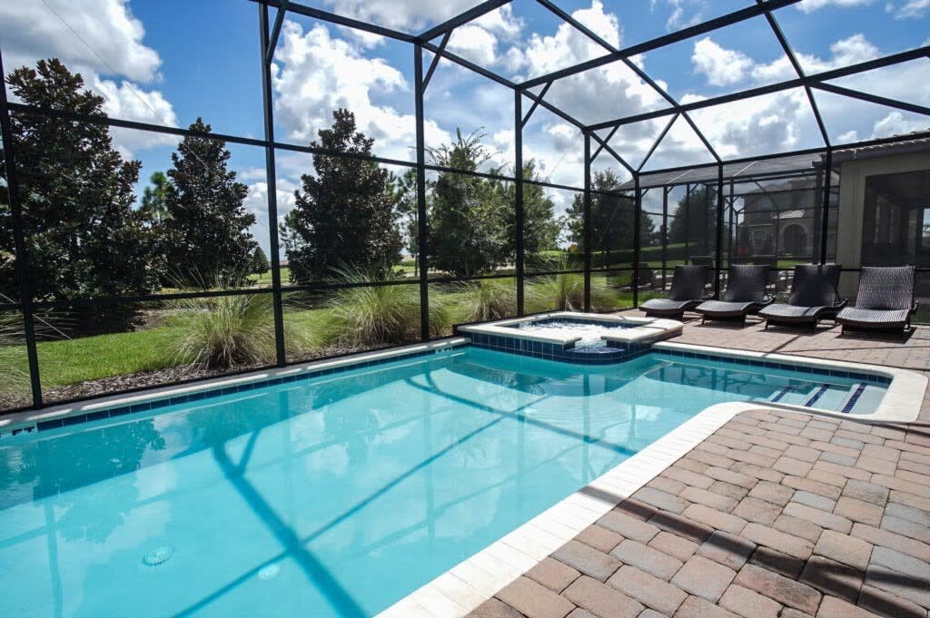 Family Villa Near Disney, Lazy River & Pool Access