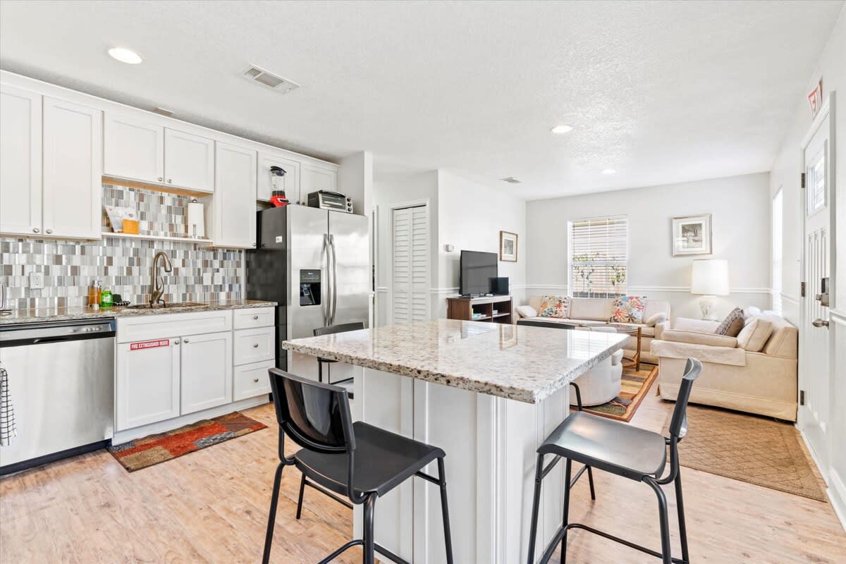 Historic Lincolnville with Cottage & Backyard in St. Augustine, FL