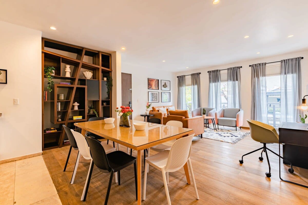Stylish Condo in La Roma, 1 km to Parque Mexico — Ciudad de México, Ciudad de México — vacation rental