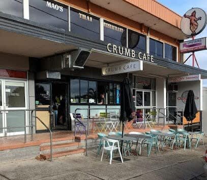 Crumbs Cafe'