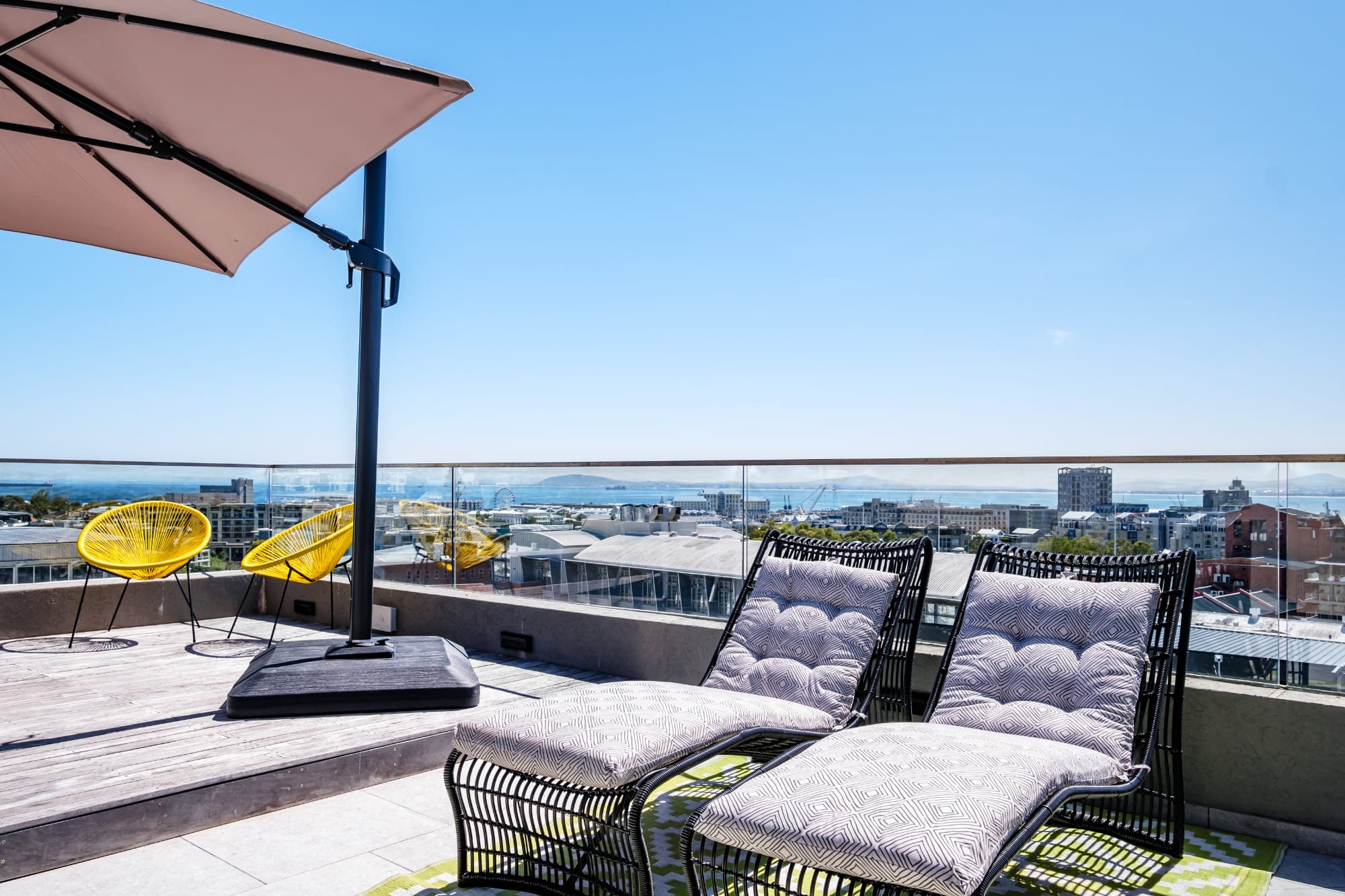 Penthouse w Deck Pool 360 views Summit on Quarter 7
