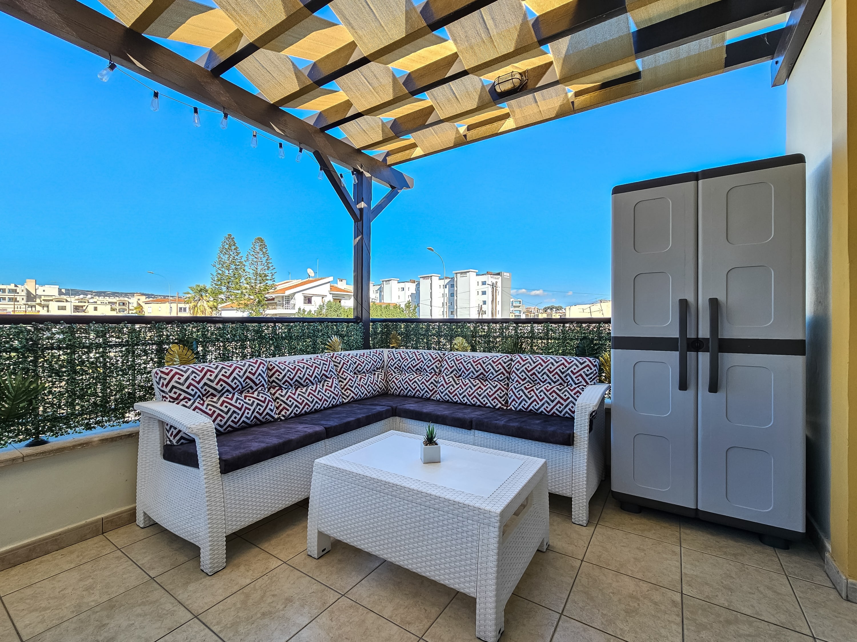 Aphrodites Pearl I - Luxurious and Stylish 3BR Apartment