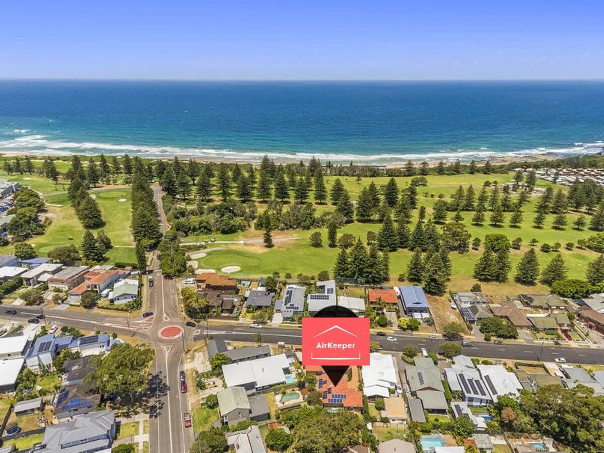 Located in the beautiful coastal town of Shelly Beach on the Central Coast.