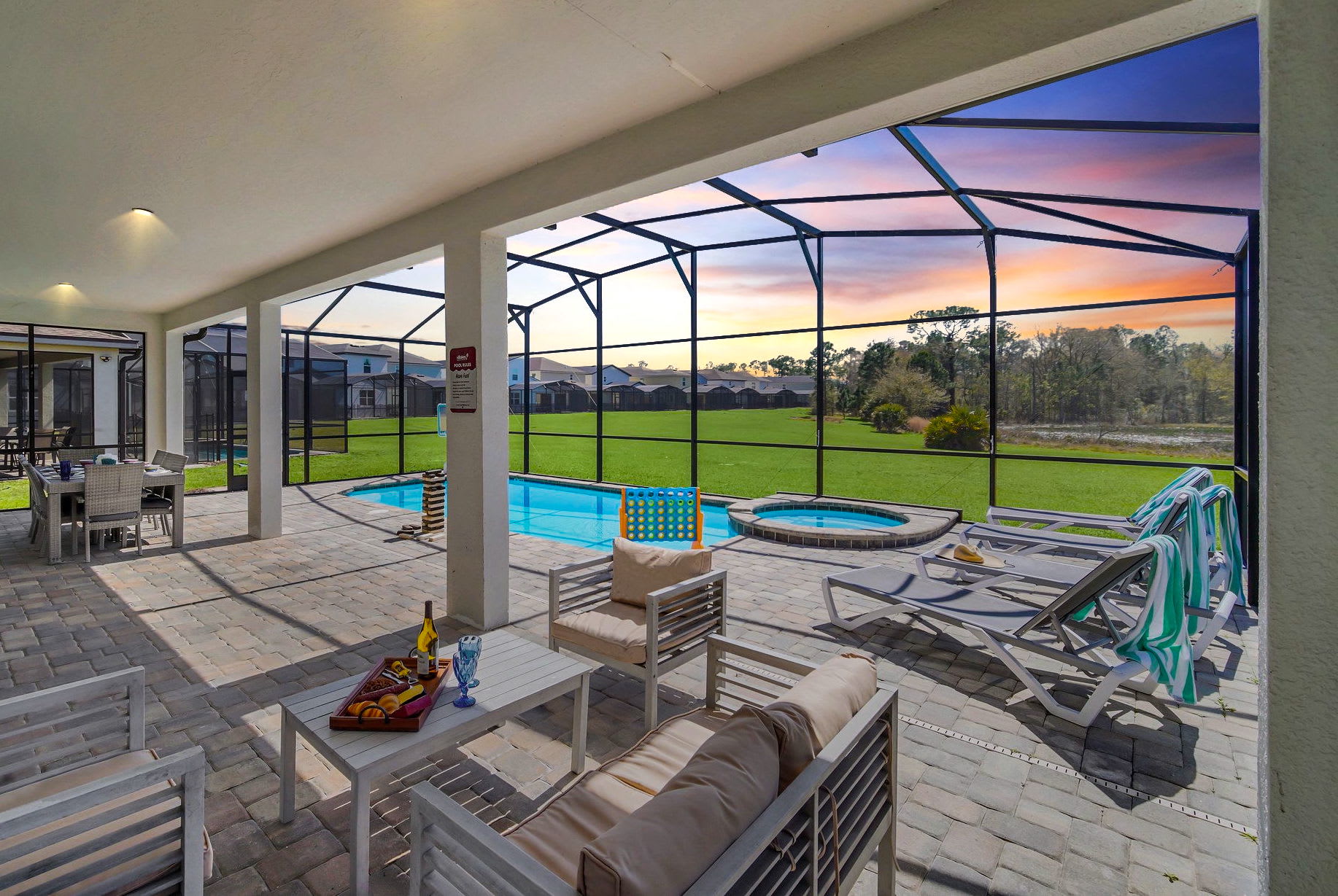 Luxury Villa, South Facing Pool! No Rear Neighbors — Four Corners, FL — vacation rental