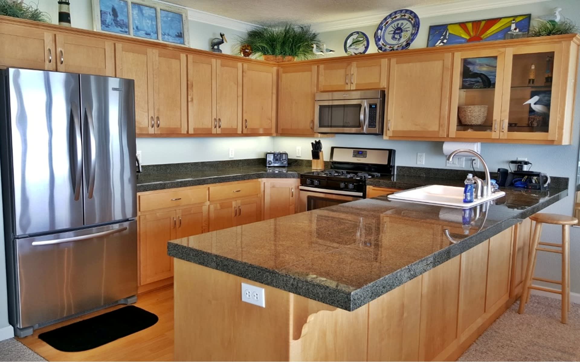 Coastal Breakers, Amazingly Well-Equipped Kitchen