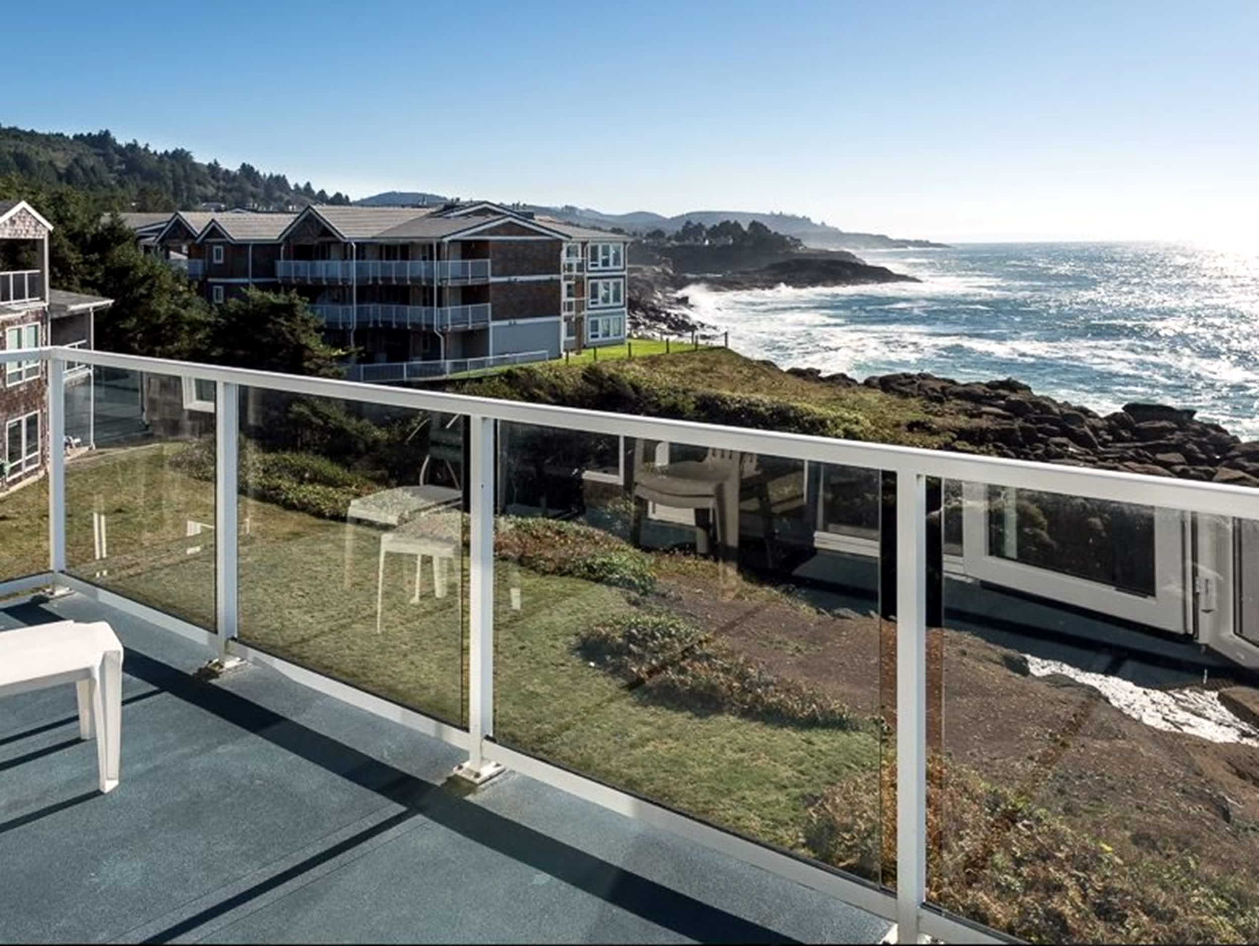 Oceanfront, Whale Watching, Pool | Surf Song