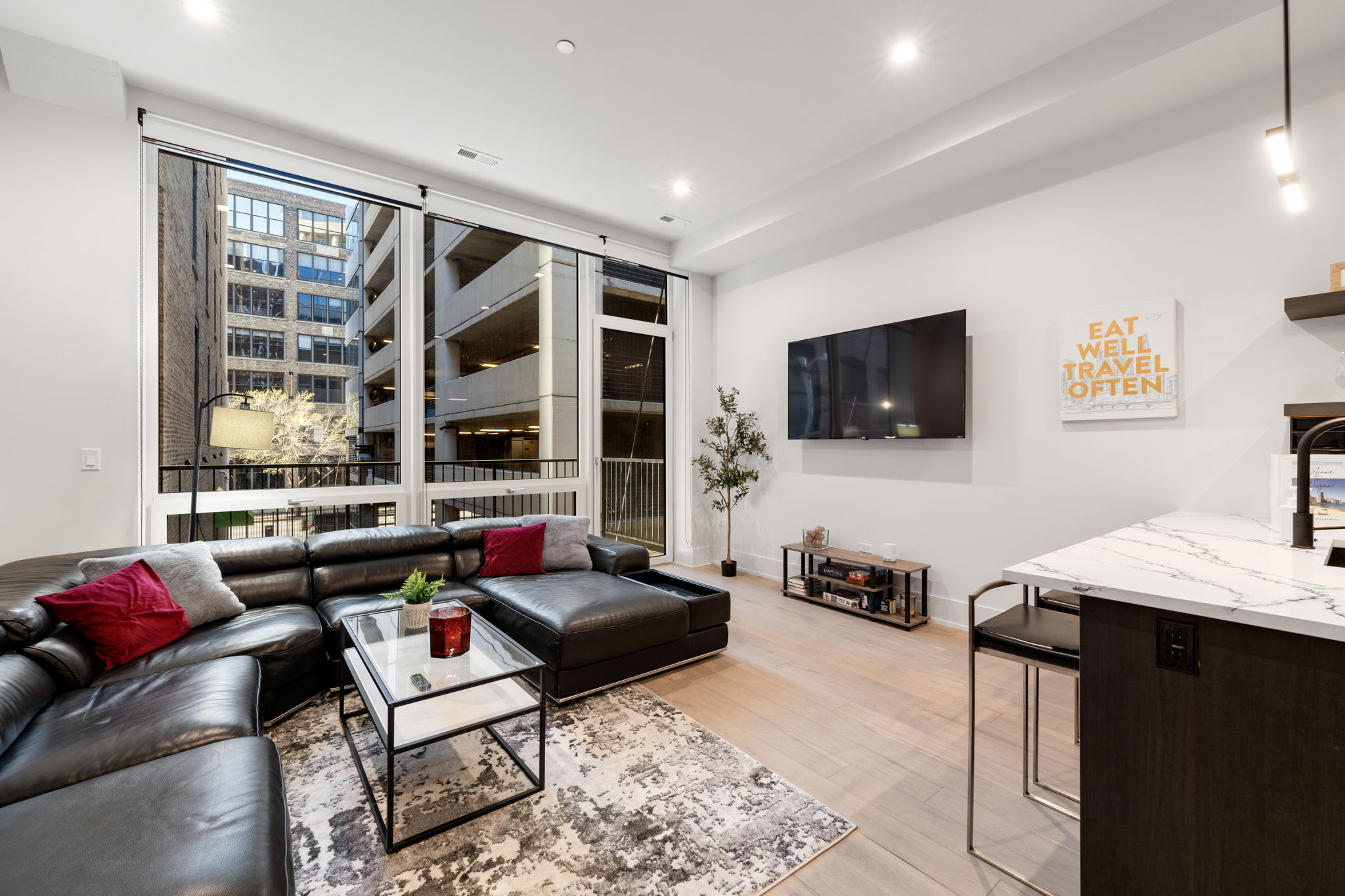 River North 2BD 2BA Retreat with Balcony & Parking — Chicago, IL — vacation rental