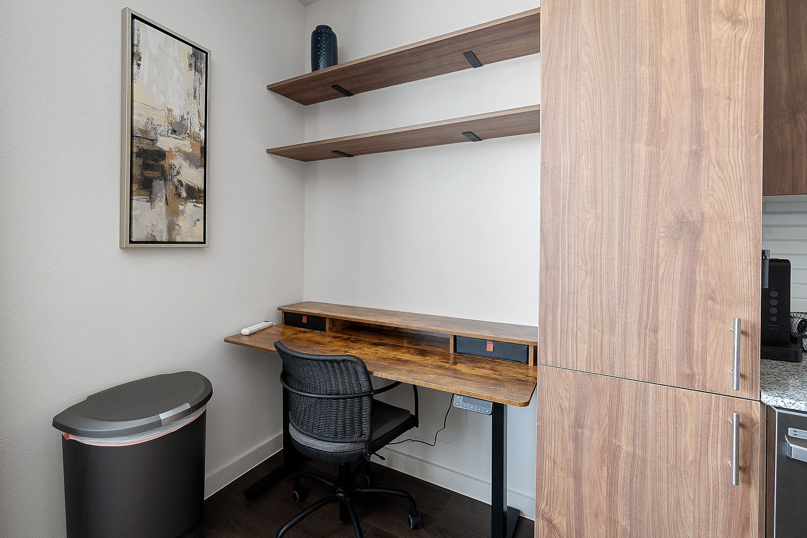 Heal & Fly: Comfy Dallas 1BR | Pool & Gym UTSW