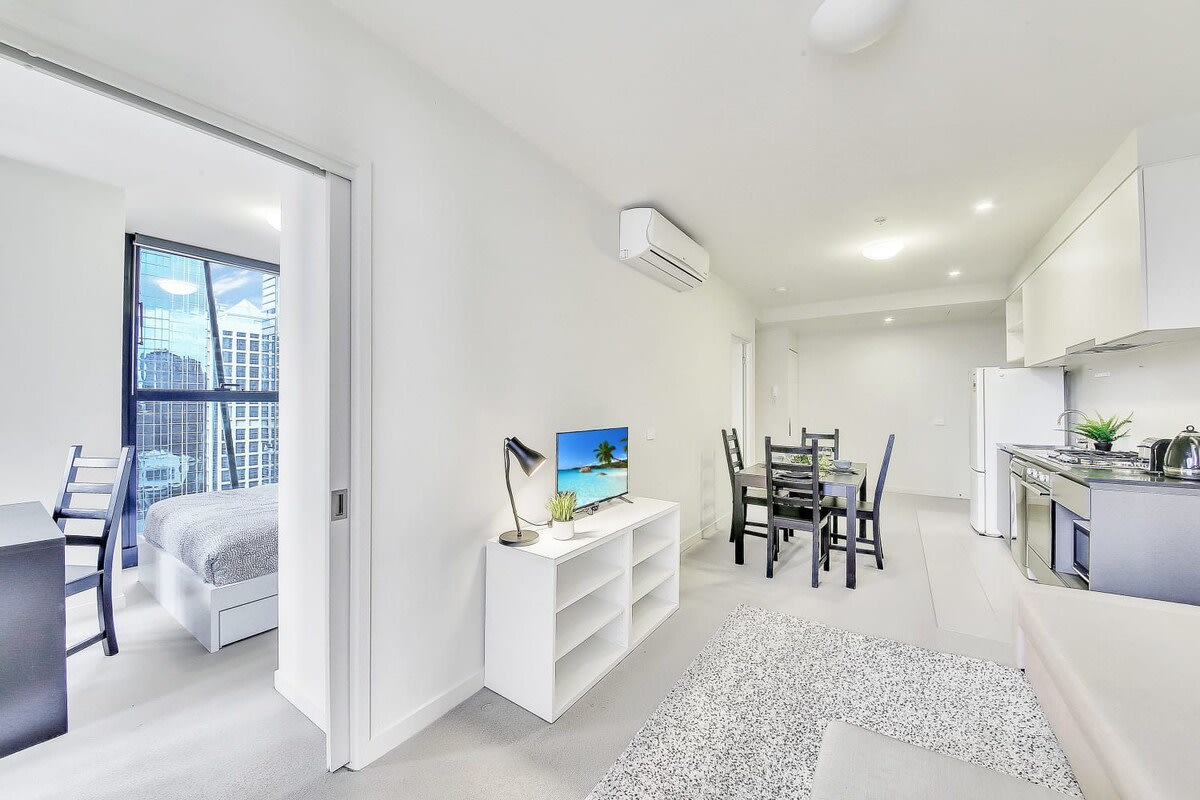 Stylish 2BR City Escape on Collins with Views — Melbourne, Victoria — vacation rental