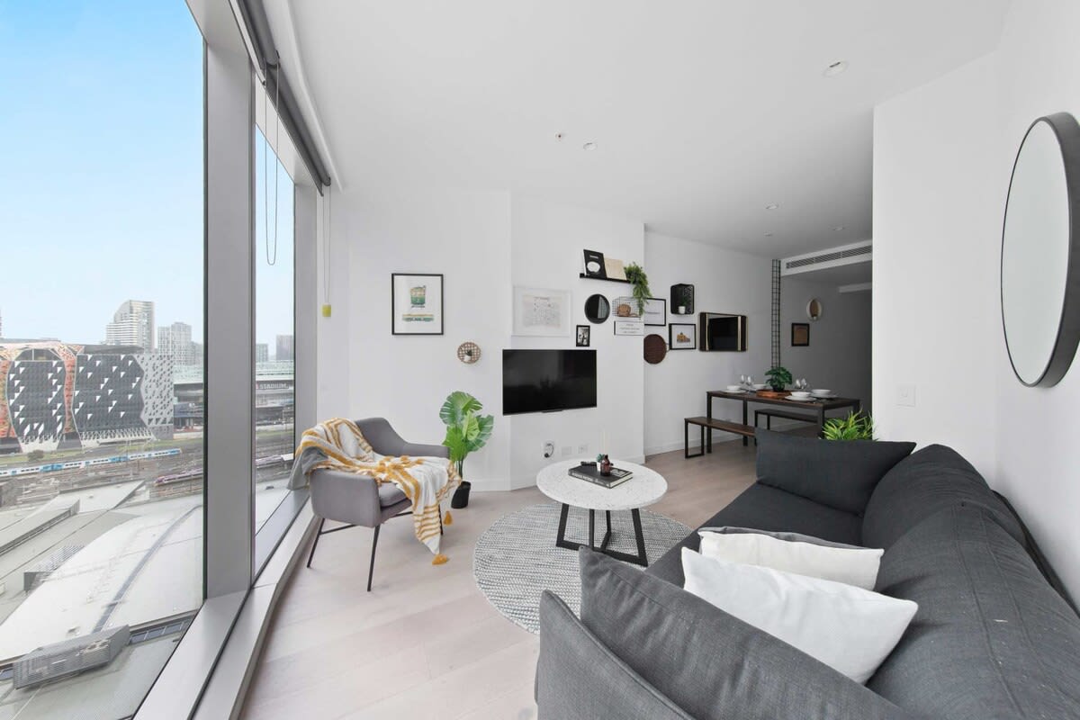 A Cozy Apt Right Next to Southern Cross Station — Melbourne, Victoria — vacation rental