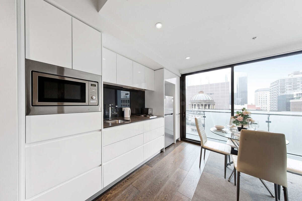Chic City Stay for 4 Near Queen Victoria Market — Melbourne, Victoria — vacation rental