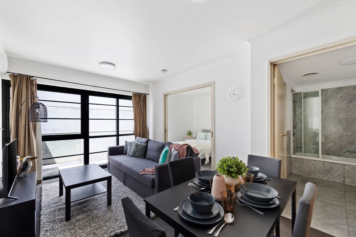 A Comfy 2BR Duplex Next to Southern Cross β Melbourne, Victoria β vacation rental