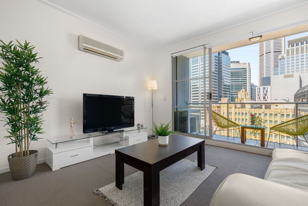 A Stylish Apt, City Views Next To Darling Harbour — Sydney, New South Wales — vacation rental