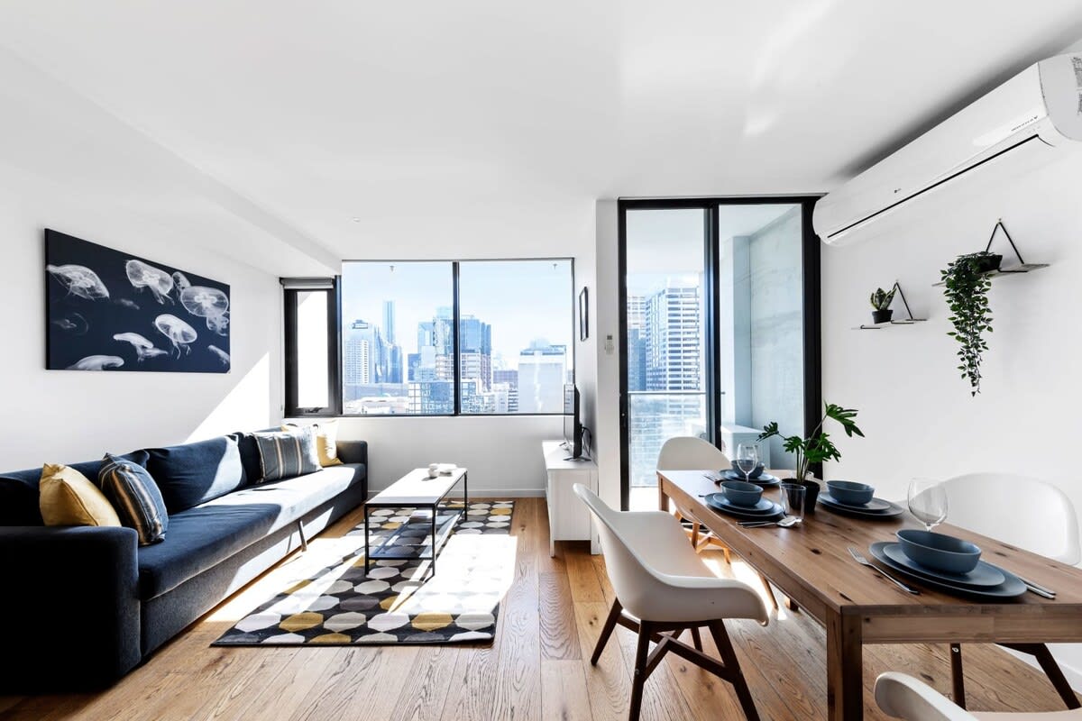 Spacious Southern Cross Stay, Cozy & Central Home — Melbourne, Victoria — vacation rental